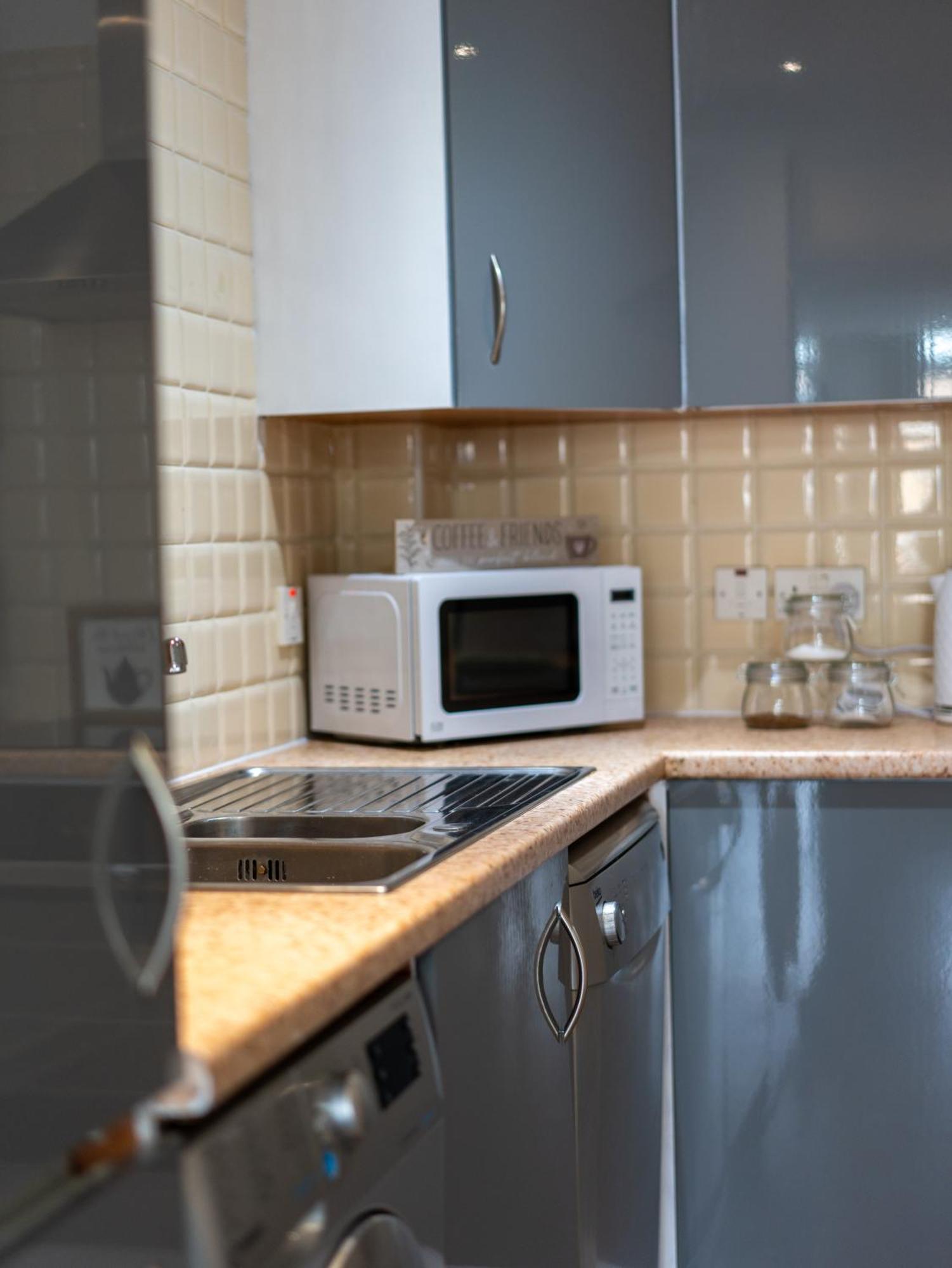 Movie House Executive Suite - Secure Free Parking Belfast Exterior photo